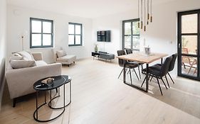 Küsten Suite Süd - seitliche Wasserlage, Terrasse, 70qm